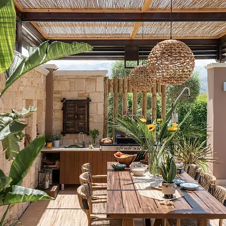 Villa Peacock Daratsos